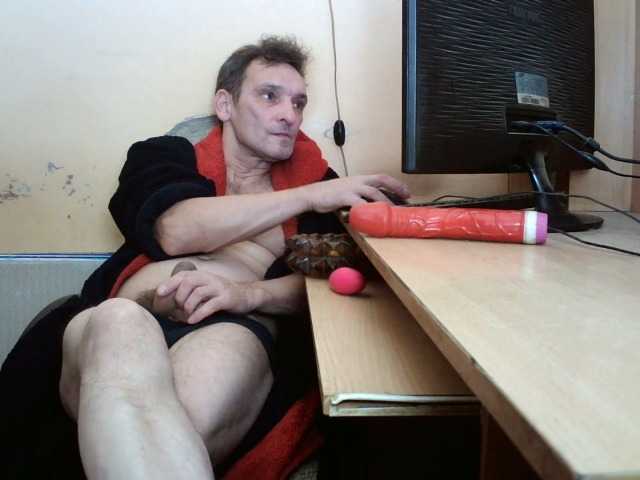 Live sex webcam photo for HugeFanny #292322945