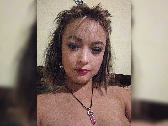 Live sex webcam photo for Huliganka00 #275968878