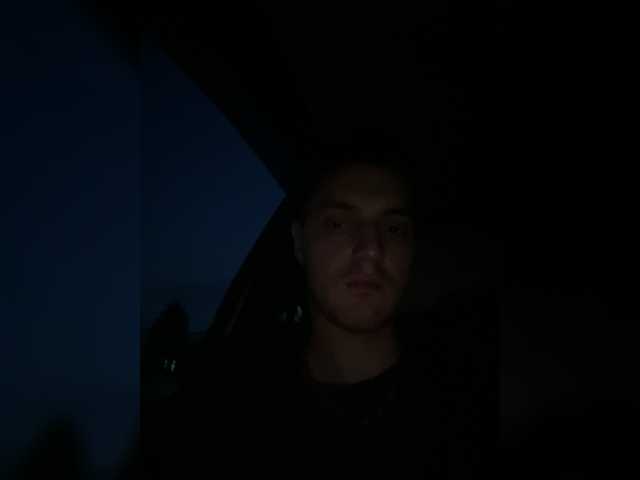 Live sex webcam photo for Hulio11777 #275664656