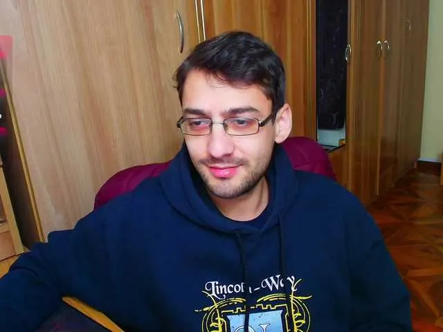 Live sex webcam photo for HungEddy #290323518