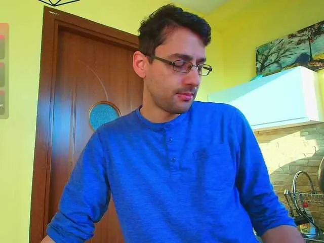 Live sex webcam photo for HungEddy #290565756