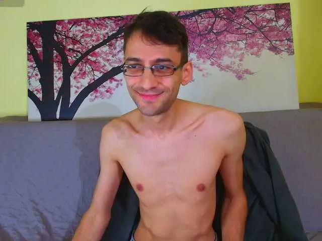 Live sex webcam photo for HungEddy #291970184