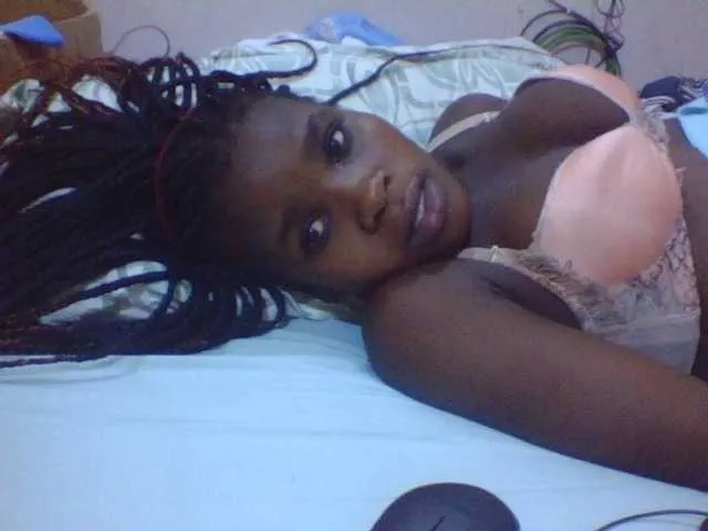 Live sex webcam photo for Hypygal #277484441