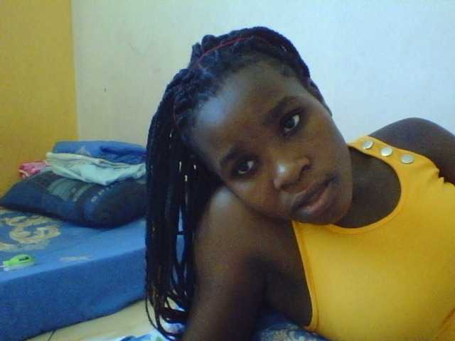 Live sex webcam photo for Hypygal #277501810