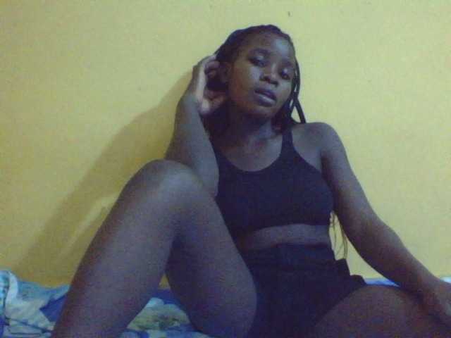 Live sex webcam photo for Hypygal #277517148