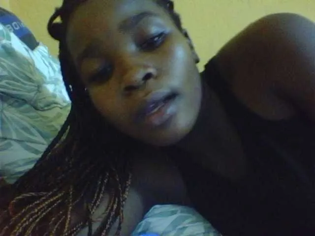 Live sex webcam photo for Hypygal #277530777