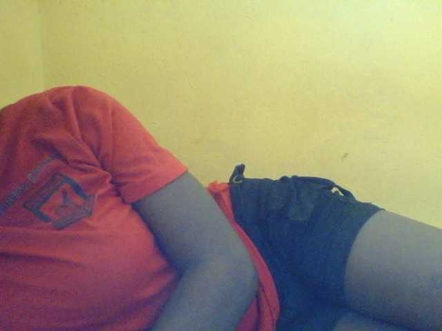 Live sex webcam photo for Hypygal #277560174