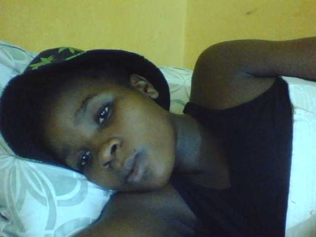 Live sex webcam photo for Hypygal #277589451