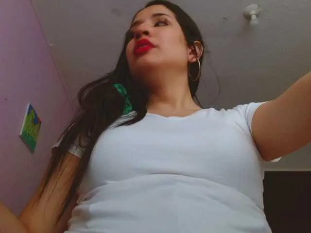 Live sex webcam photo for IAmMichiLove #275707950