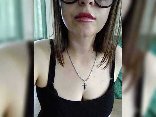 Live sex webcam photo for IBaselI #274328057