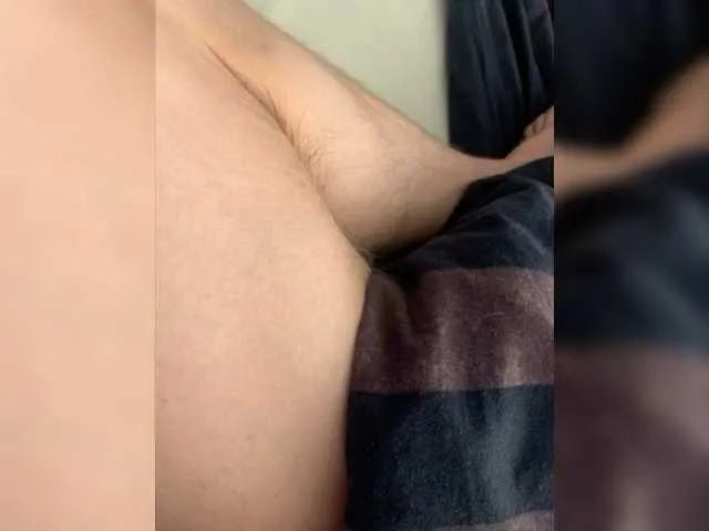 Live sex webcam photo for IDro4erI #277060993