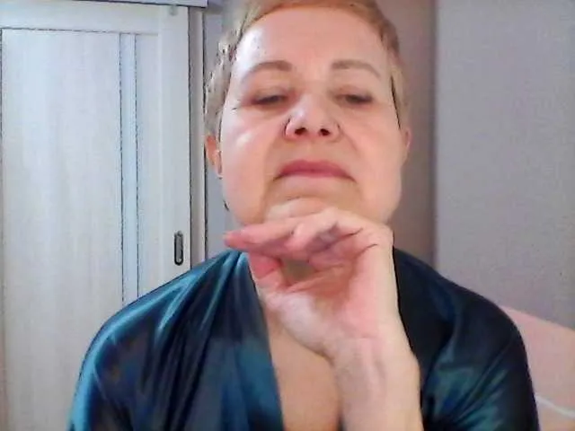 Live sex webcam photo for IFannyLove #277351469