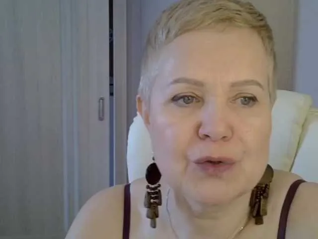 Live sex webcam photo for IFannyLove #290852952
