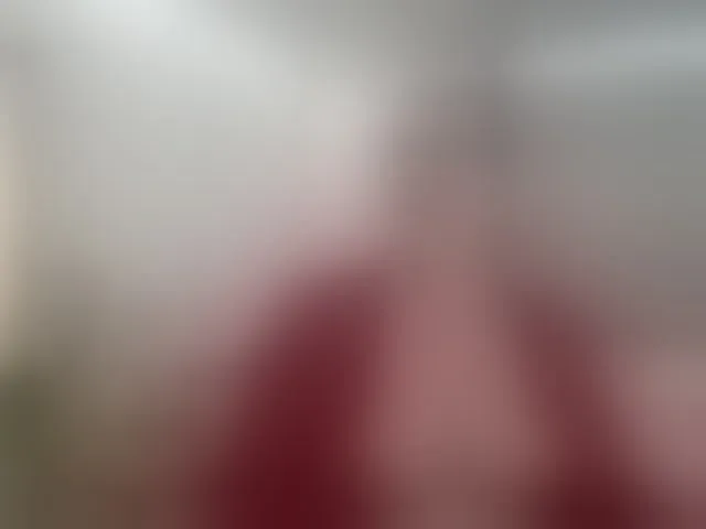 Live sex webcam photo for ILoveToFeelU #294213318