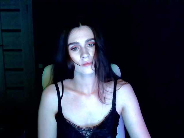 Live sex webcam photo for IMorgana #276286397