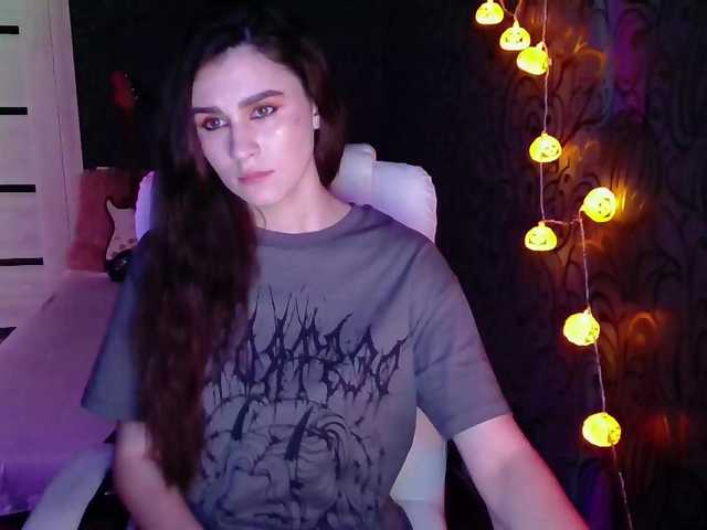 Live sex webcam photo for IMorgana #276601207