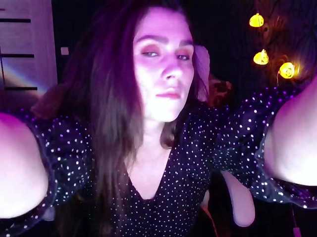 Live sex webcam photo for IMorgana #276670455