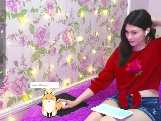 Live sex webcam photo for IMorgana #277716334