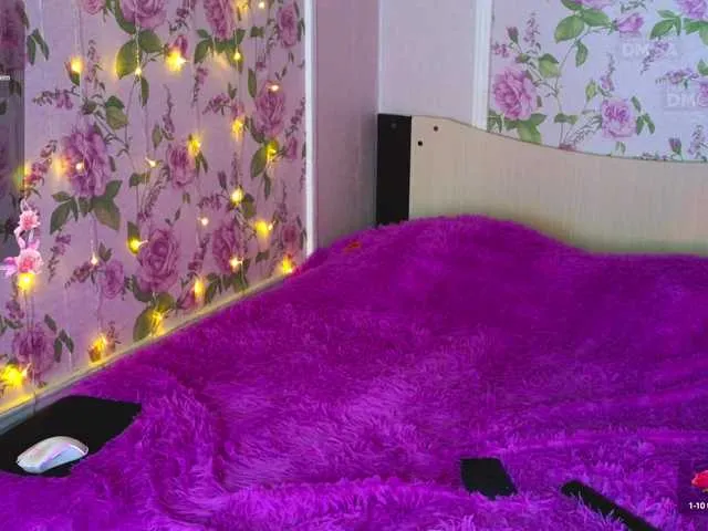 Live sex webcam photo for IMorgana #277775629