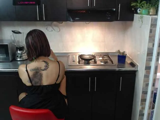 Live sex webcam photo for INFERNALSEXX #272685764