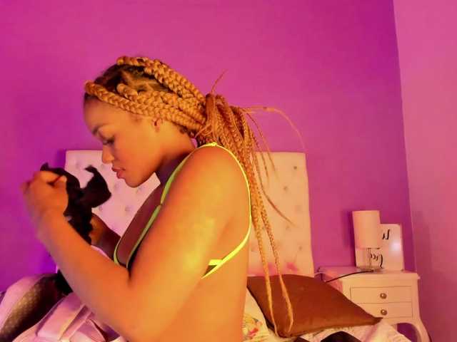 Live sex webcam photo for INGRIID #275992051