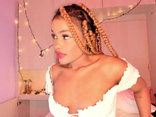 Live sex webcam photo for INGRIID #276126377