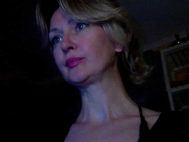 Live sex webcam photo for INXS-INXS #291386761