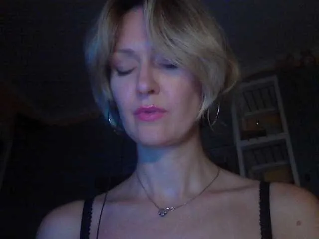 Live sex webcam photo for INXS-INXS #291678719