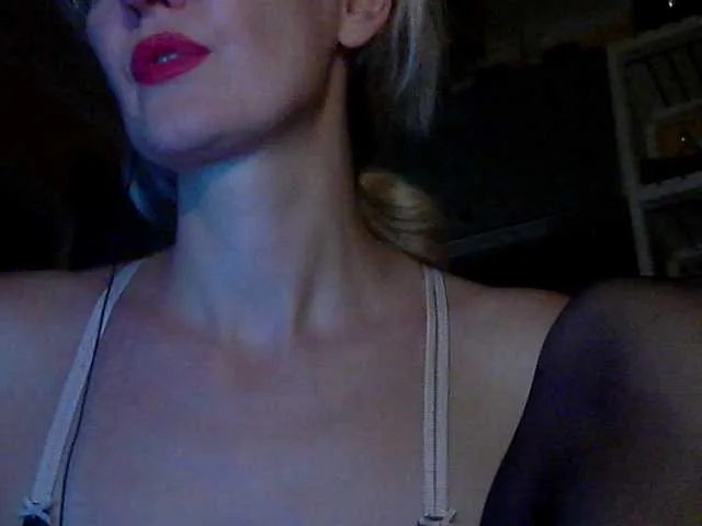 Live sex webcam photo for INXS-INXS #291794935