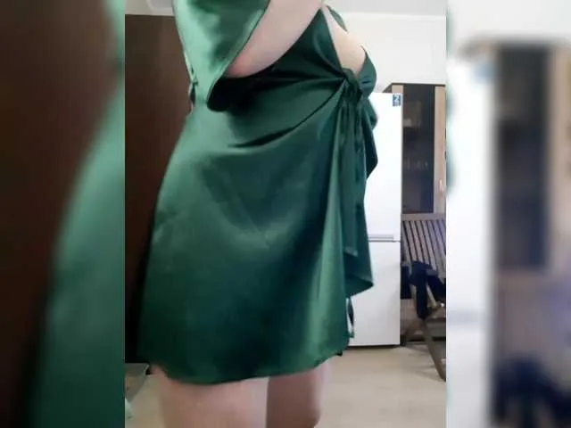 Live sex webcam photo for IRUSIK11 #291325469