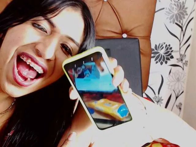 Live sex webcam photo for ISABELLASTAR #273304769