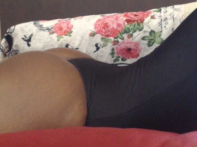 Live sex webcam photo for ITALLABOUTAZZ #271852806