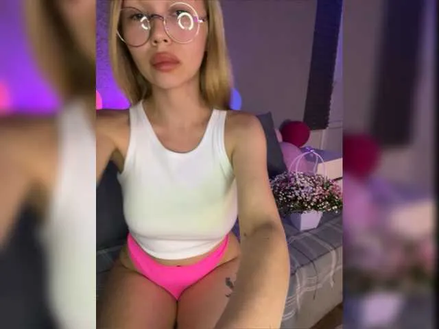 Live sex webcam photo for ITayaa #276236379