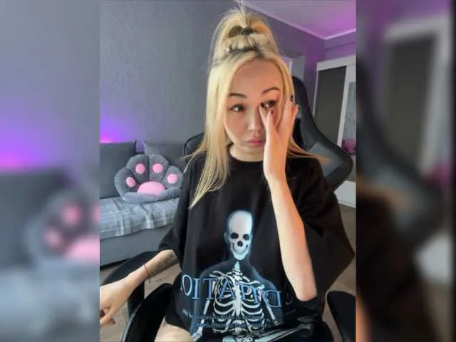 Live sex webcam photo for ITayaa #276361377