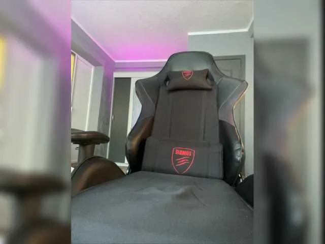 Live sex webcam photo for ITayaa #276369289