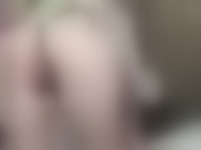 Live sex webcam photo for IamLoli #294075158
