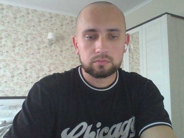 Live sex webcam photo for IamZevs #276598947