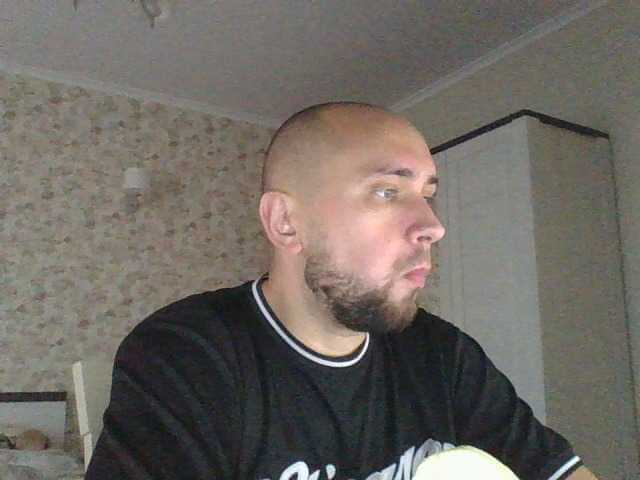 Live sex webcam photo for IamZevs #276603859