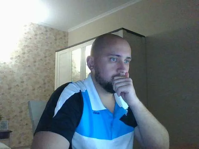 Live sex webcam photo for IamZevs #276887438