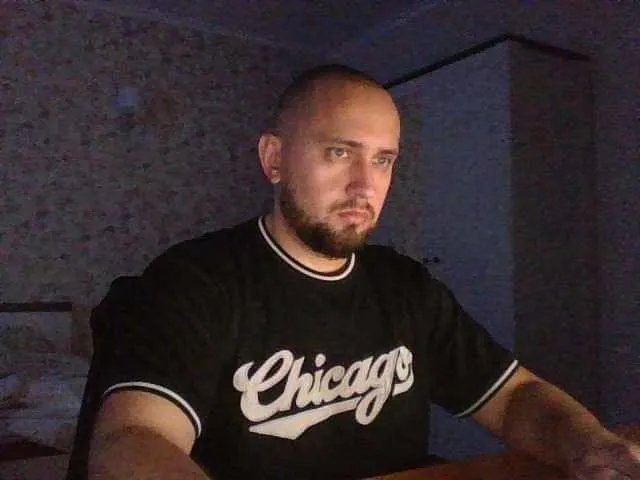 Live sex webcam photo for IamZevs #276926957