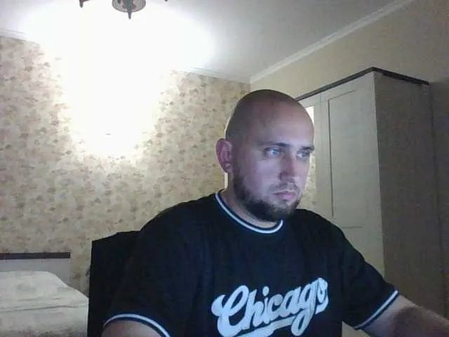 Live sex webcam photo for IamZevs #276929530