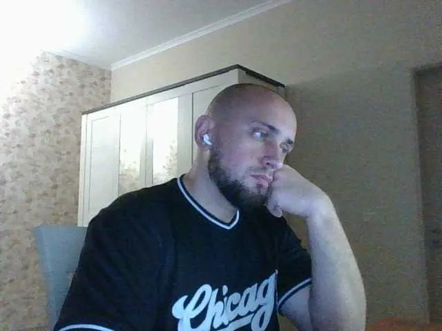 Live sex webcam photo for IamZevs #276949473