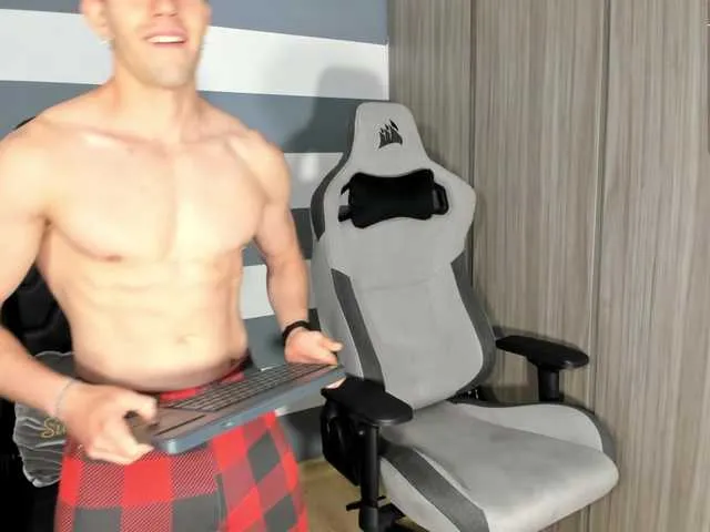 Live sex webcam photo for IanandJoseph #277277281