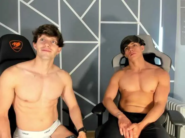 Live sex webcam photo for IanandJoseph #277489892