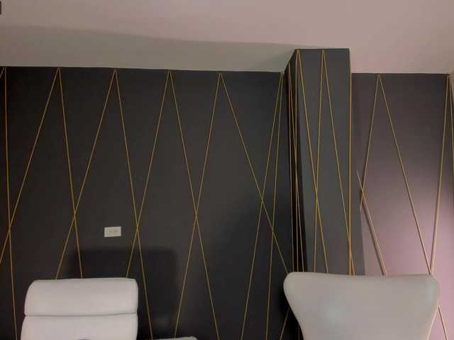 Live sex webcam photo for IbizaX #272679729