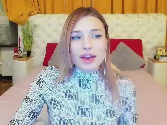 Live sex webcam photo for IceDanielle #272113276