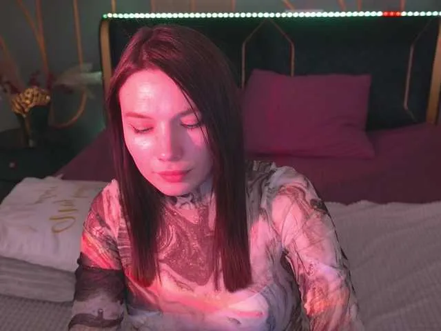 Live sex webcam photo for IceDanielles #291072356