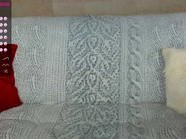 Live sex webcam photo for Icehotangel #273087442