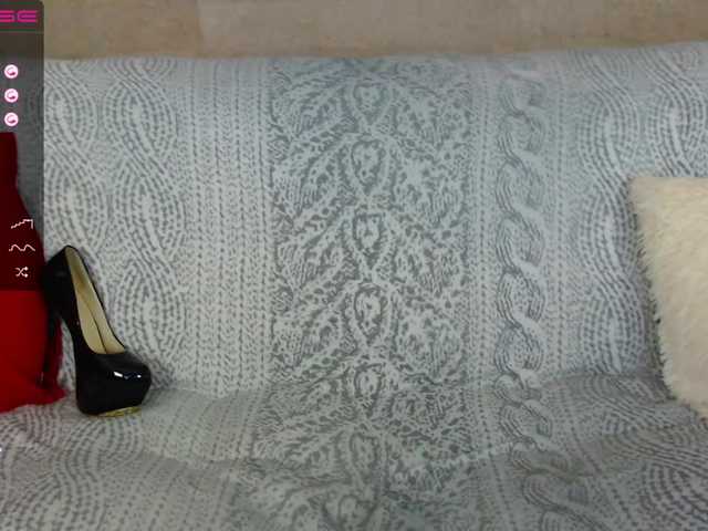 Live sex webcam photo for Icehotangel #273984836