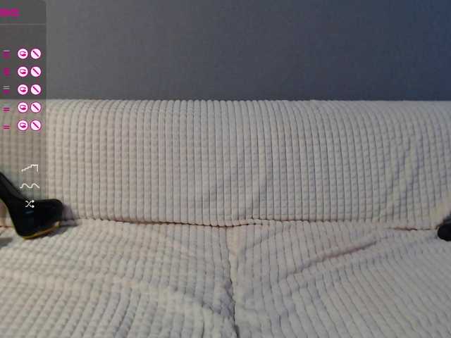 Live sex webcam photo for Icehotangel #276491974